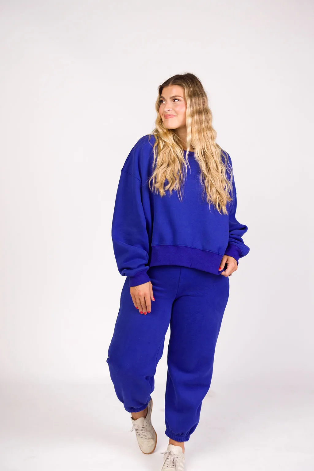 Comfy Cozy Sweatshirt and Sweatpants Set in Royal Blue